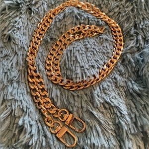 NWOT Crossbody Chain - 47” - Goldtone - Unbranded